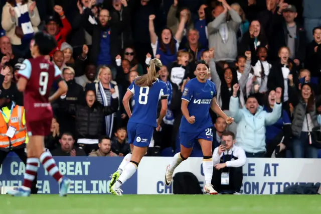 Sam Kerr celebrates