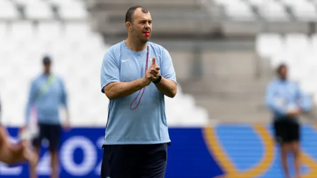 Argentina's head coach Michael Cheika