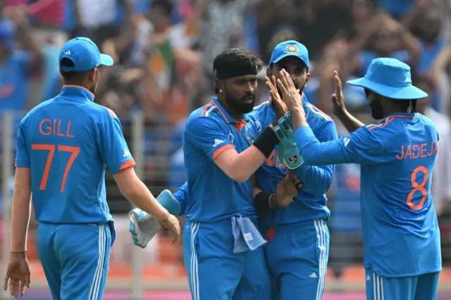 Hardik Pandya celebrates the wicket of Imam-ul-Haq