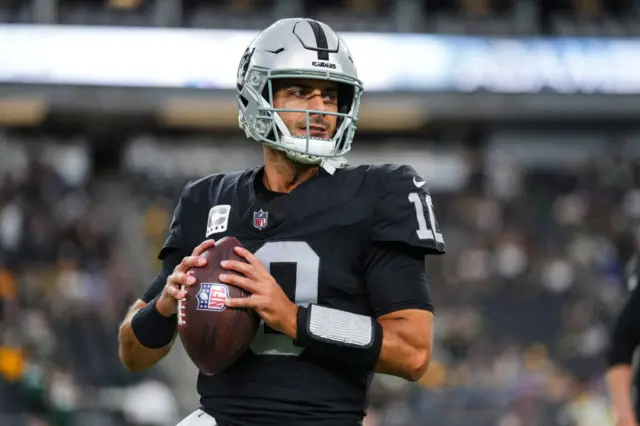 Las Vegas Raiders quarterback Jimmy Garoppolo