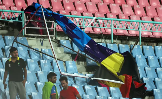 A section of the awning falls from the roof during the ICC Men's Cricket World Cup India 2023 between Australia and Sri Lanka at BRSABVE Cricket Stadium