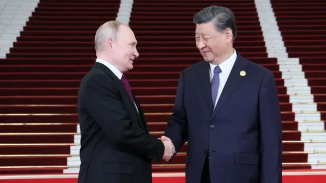 Vladimir Putin and Xi Jinping