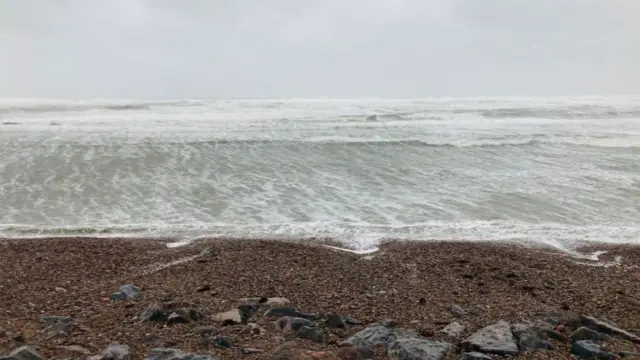 Waves at Stonehaven