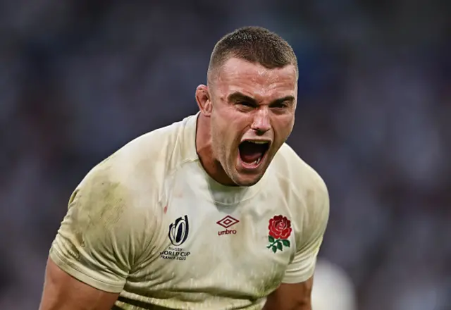 Ben Earl of England celebrates victory at full-time