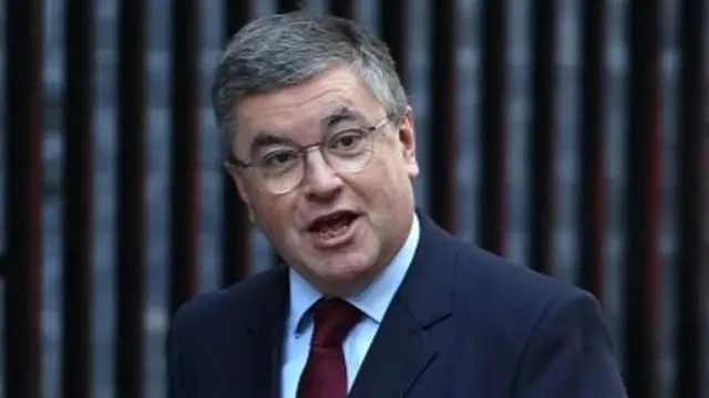 Robert Buckland