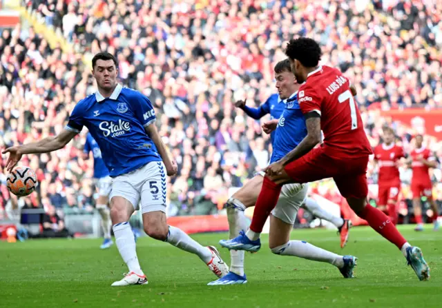 Michael Keane of Everton handling the ball in the box for a penalty