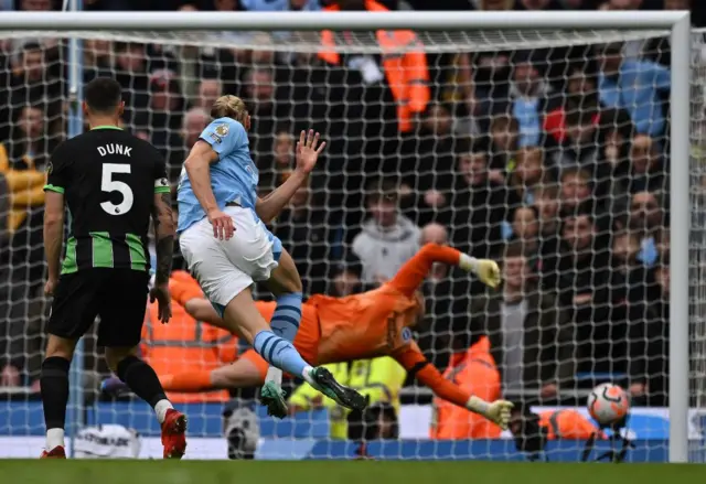 Erling Haaland scoring