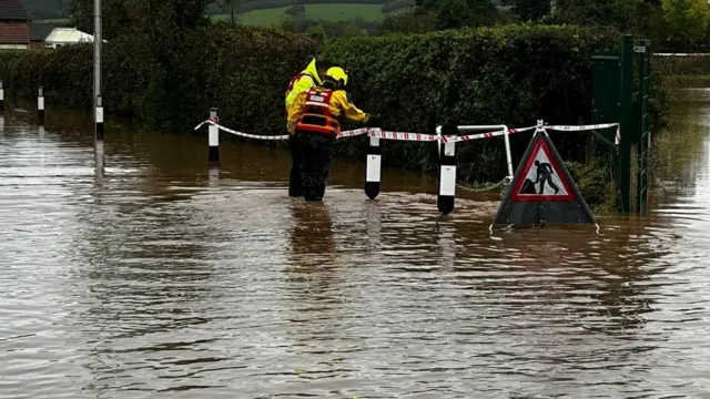 Water pumping in Retford