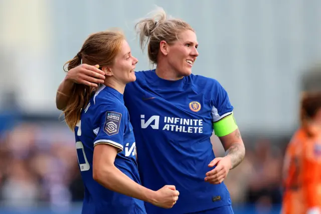 Sjoeke Nuesken of Chelsea celebrates with Millie Bright