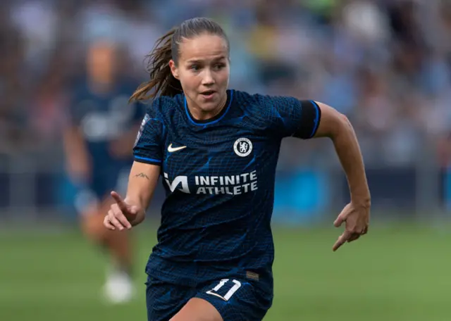 Guro Reiten playing for Chelsea