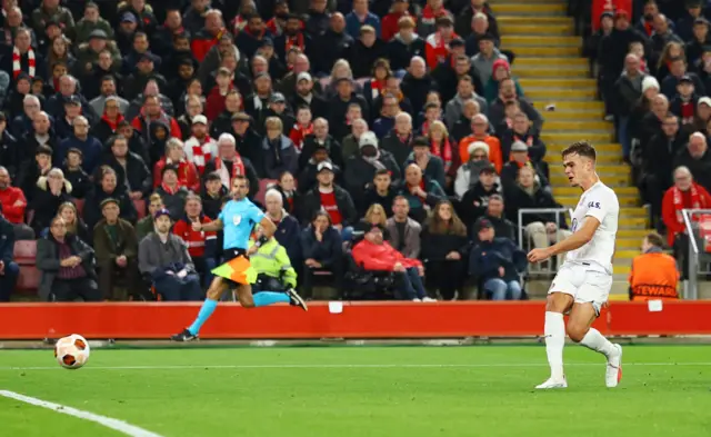 Toulouse's Thijs Dallinga scores against Liverpool