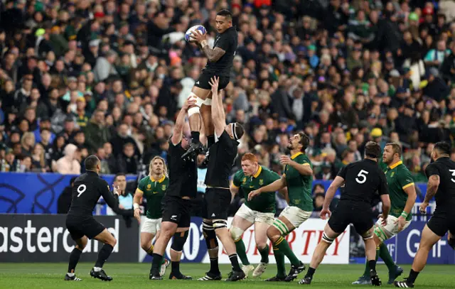 All Black lineout