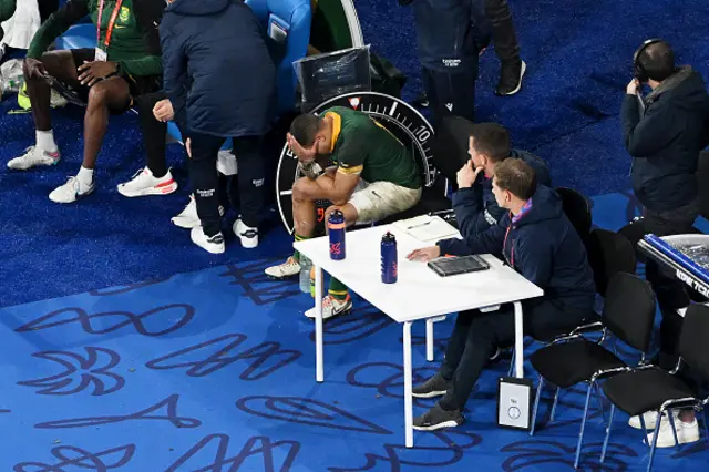 Cheslin Kolbe of South Africa looks dejected