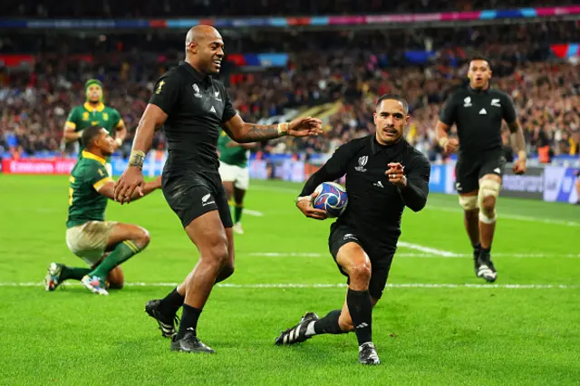 Aaron Smith celebrates scoring