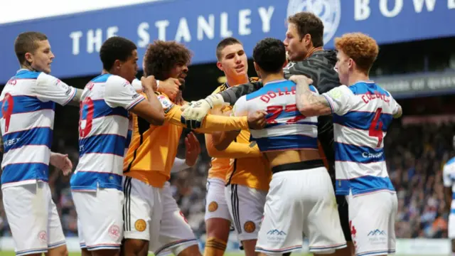 Players square up at Loftus Road