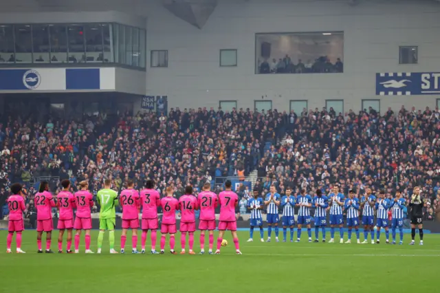 Fulham and Brighton applaud