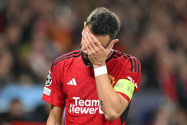 Bruno Fernandes of Manchester United looks dejected