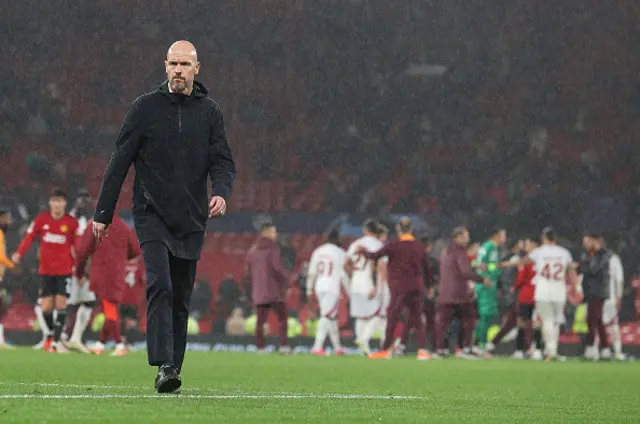 Manager Erik ten Hag of Manchester United walks off after the game