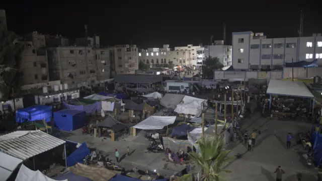 Displaced people at Unrwa school