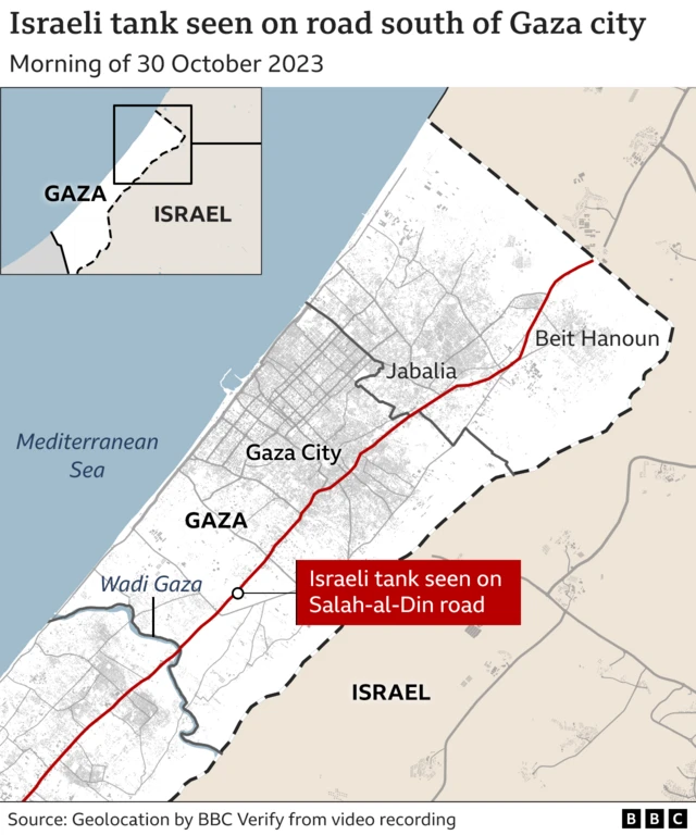 Map shows a red line marking the Salah al-Din road running through Gaza and a point showing where the tank was seen. A label says:"Israeli tank seen on Salah-al-Din road