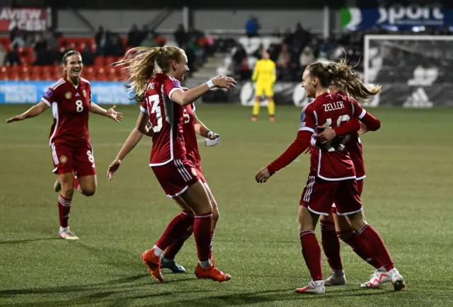 Dora Zeller celebrates goal