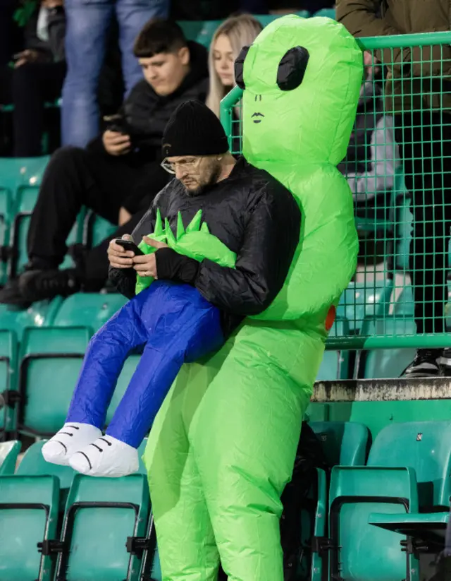 Hibs fan