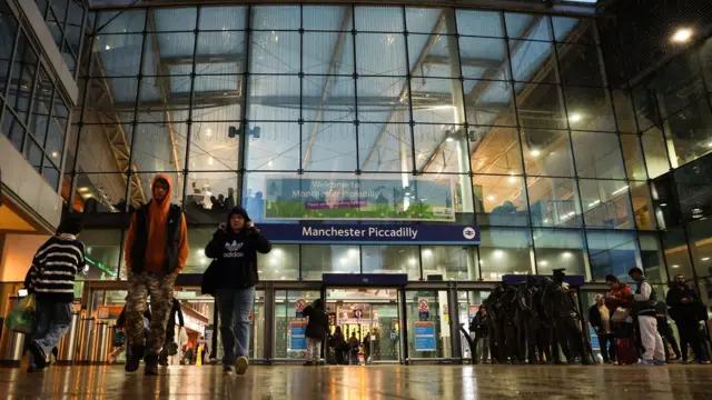 Manchester Piccadilly station