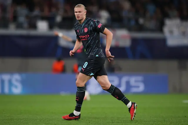 Erling Haaland of Manchester City runs off the ball