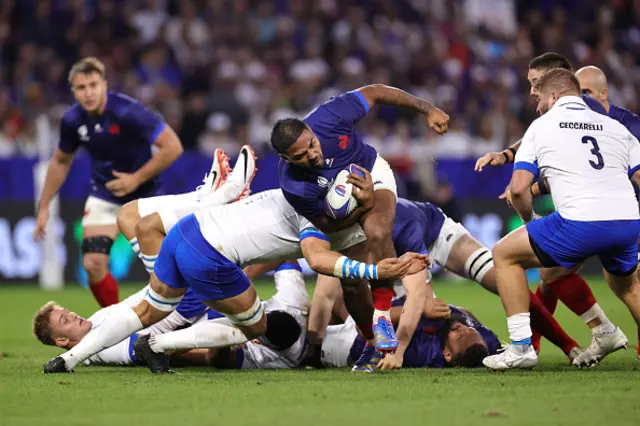 Peato Mauvaka of France breaks with the ball