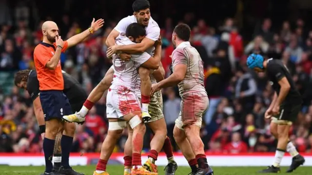 Georgia players celebrate