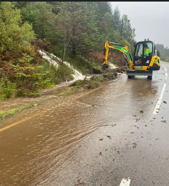 Bear Scotland engineers clearing roads at the A86 Roybridge area, East of Spean Bridge