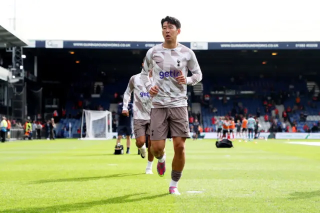 Son leads Spurs in a running drill at Kenilworh Road.