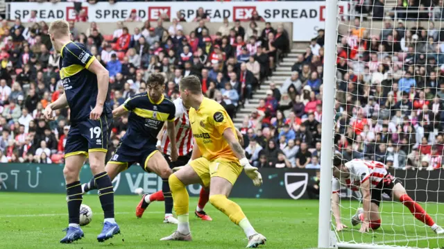 Matt Crooks scores for Middlesbrough