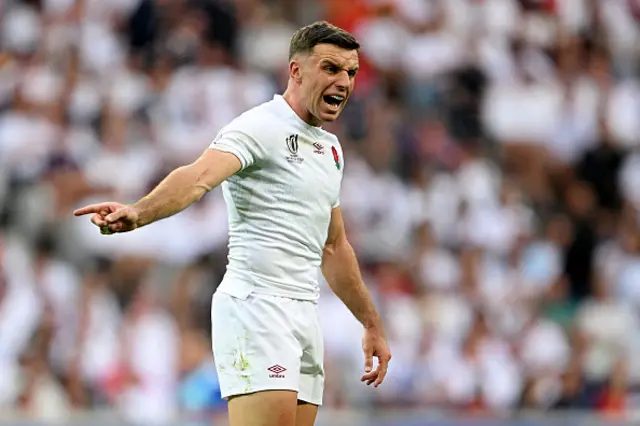 George Ford of England gives the team instructions