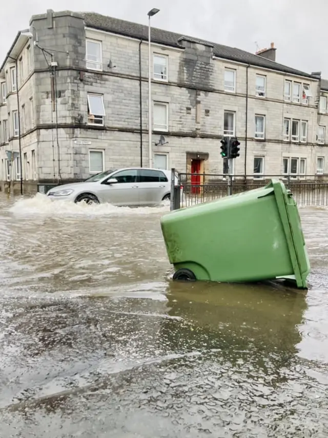 Flooding in Johnstone