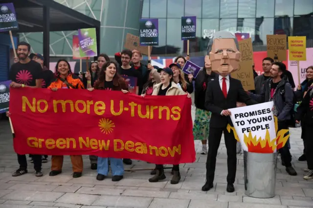 Demonstration outside Labour party conference