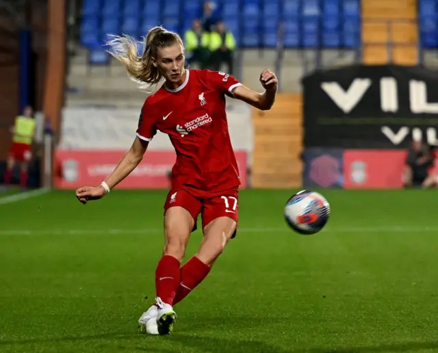 Jenna Clark tries to cross the ba;l into the box from the right hand side.