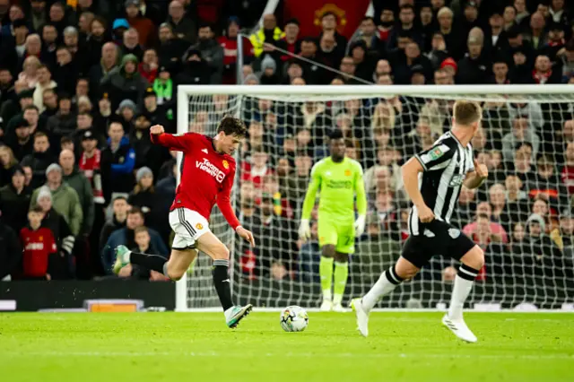 Victor Lindelof on the ball