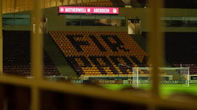 Motherwell v Aberdeen