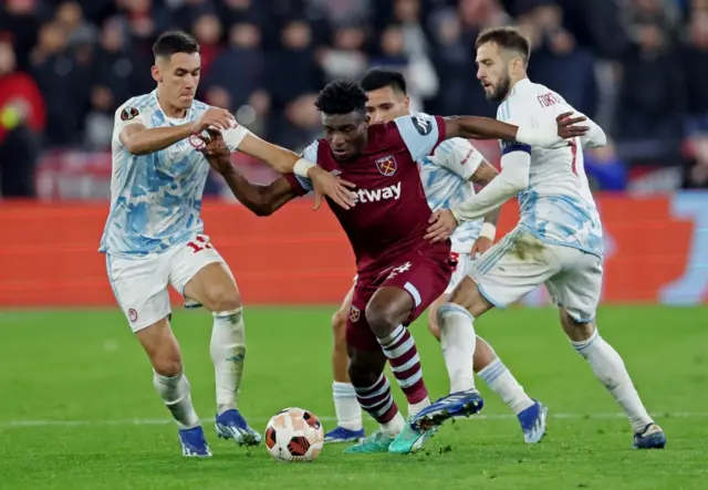 Mohammed Kudus playing for West Ham