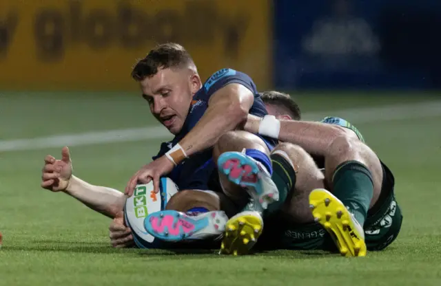 Ben Vellacott try