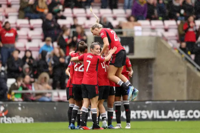 Man Utd celebrate