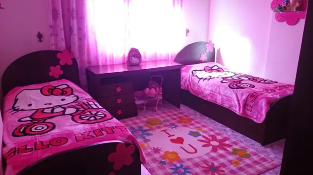 Jana and Farah's bedroom before the war