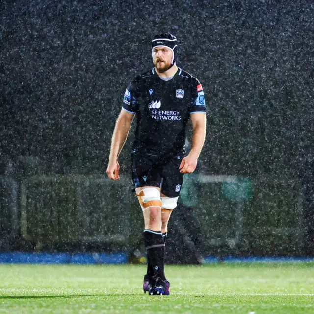 Max Williamson makes his debut for Glasgow Warriors