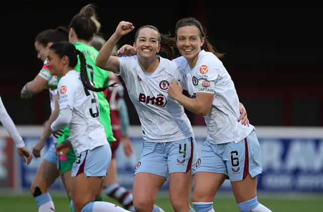 Anna Patten celebrates with her teammate