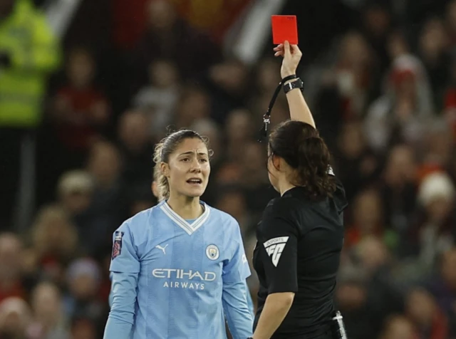 Laia Aleixandri is awarded a red card by the referee