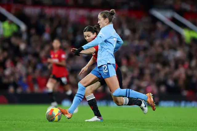 Rachel Williams of Manchester United challenges Filippa Angeldal