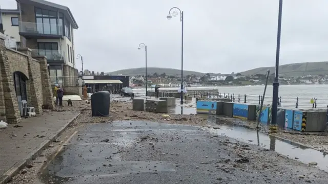 Swanage wave barriers