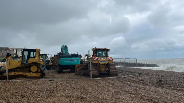 Gravel moving at Seaford