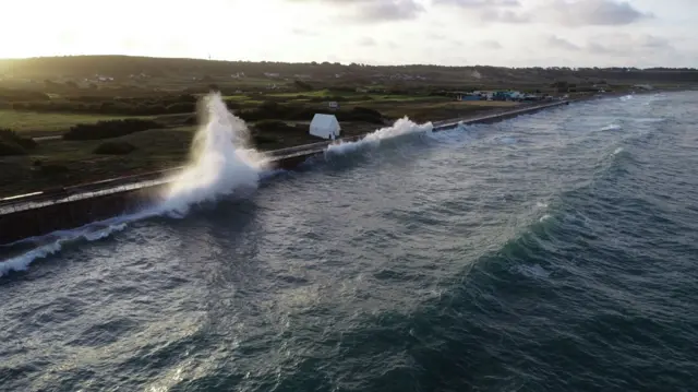 High tide White House St Ouen